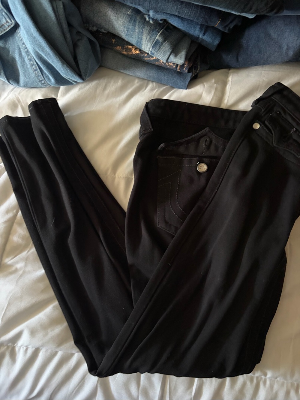 Black stretchy Women's jeans